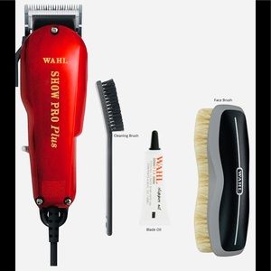 Wahl Professional Animal Show Pro Plus Clippers, Brushs & Clipper Oil